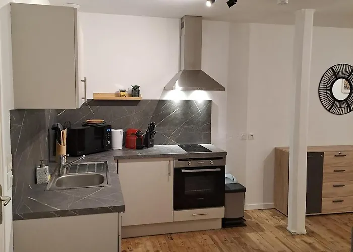 Le D'lices, Spacieux, Centre-ville, Free Parking * 拉瓦勒